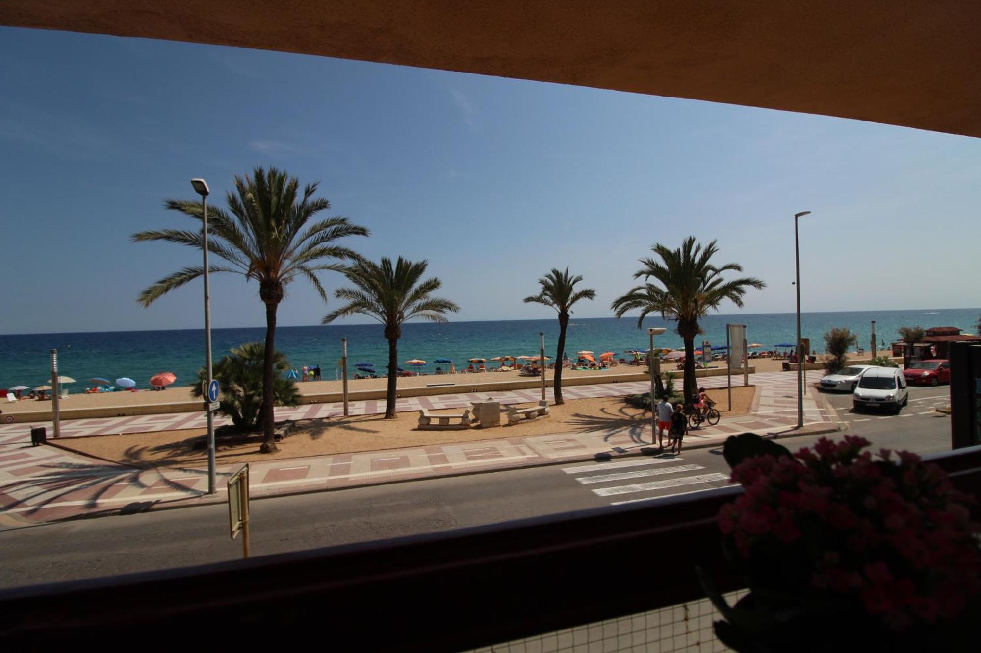 Apartaments El Sorrall بلانيس الغرفة الصورة